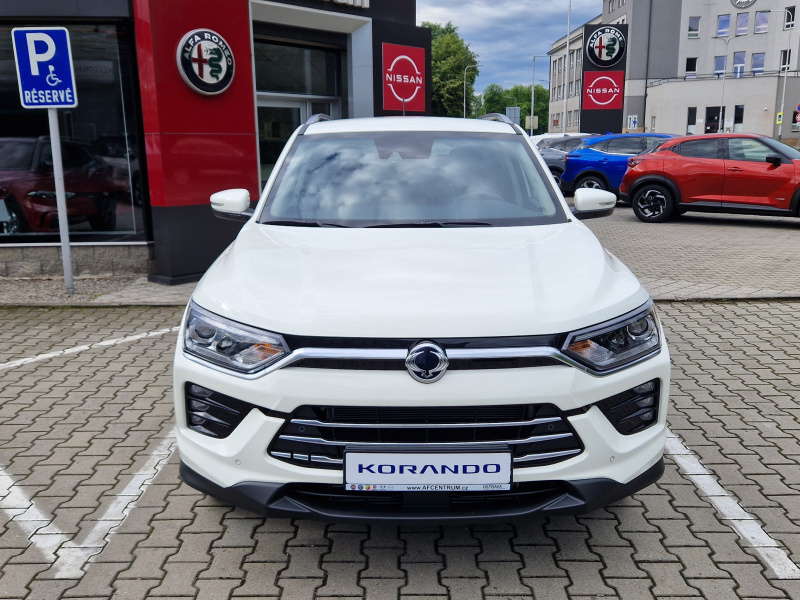 Korando STYLE+ 2WD AT (WAA) EBG