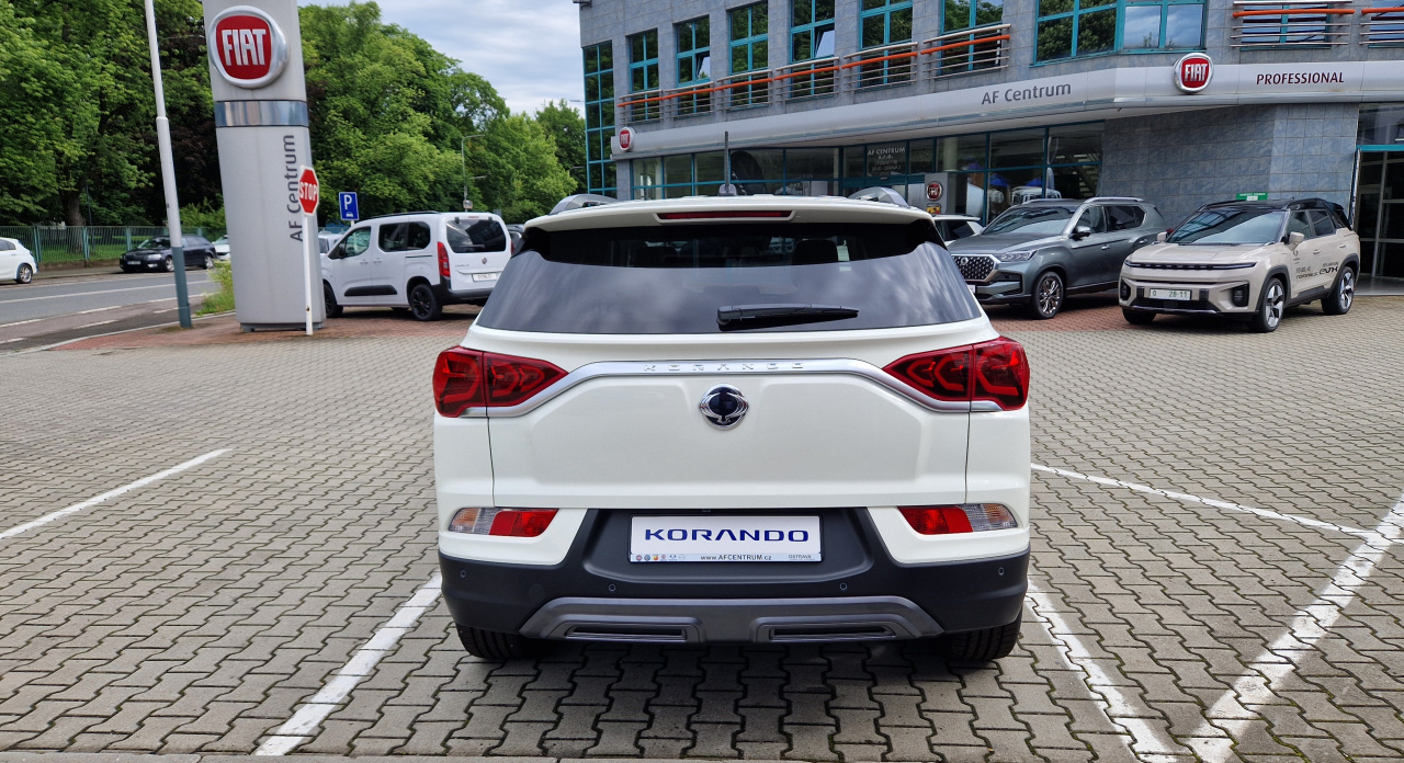 Korando STYLE+ 4WD AT(WAA)