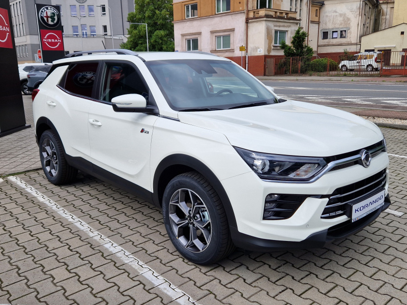 Korando STYLE+ 4WD AT(WAA)