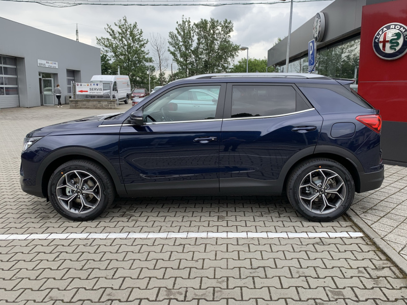 Korando STYLE+ 4WD AT (BAS)