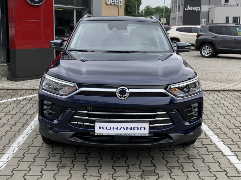 Korando STYLE+ 2WD AT (BAS) EBG
