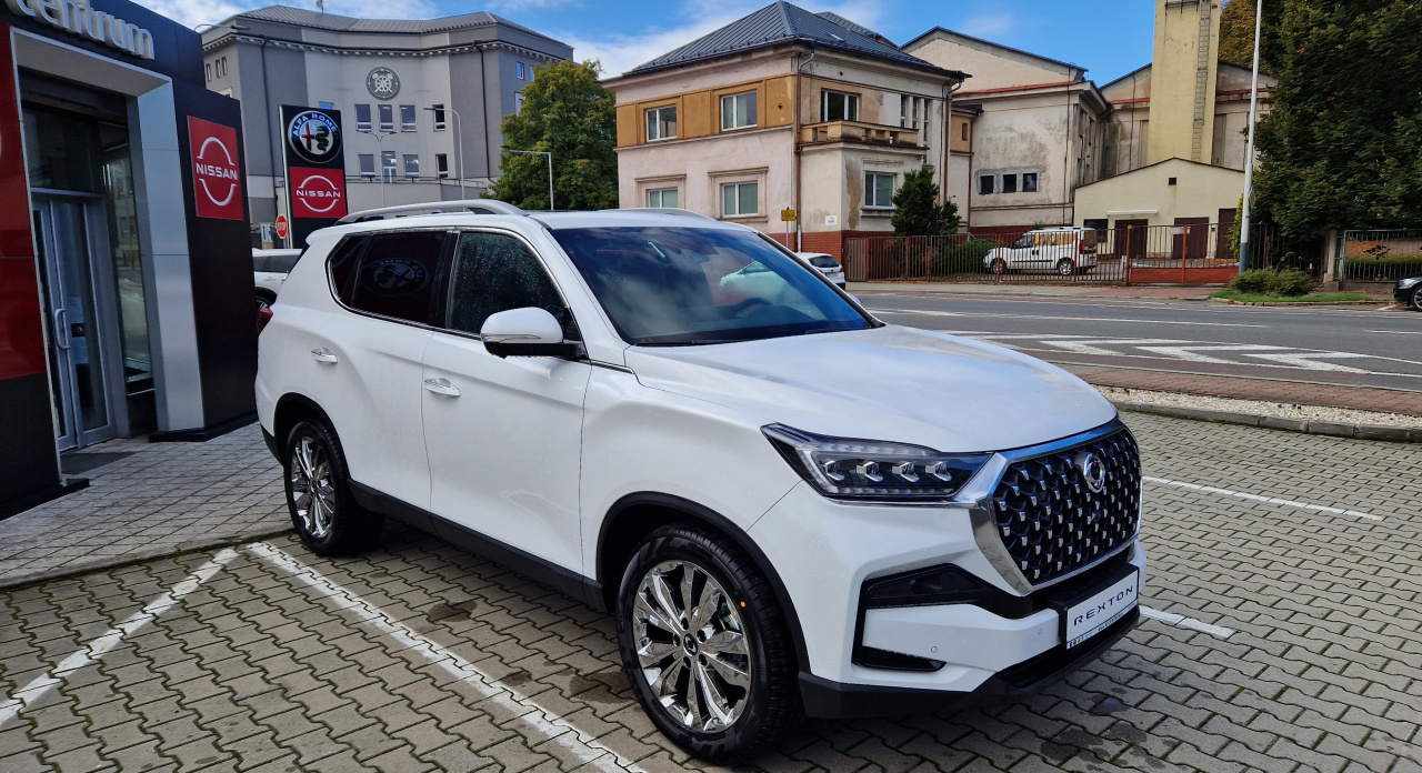 REXTON 2.2 PREMIUM+ (WAK)