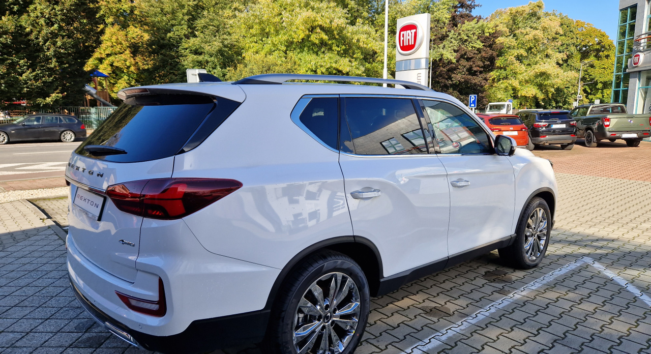 REXTON 2.2 PREMIUM+ (WAK)