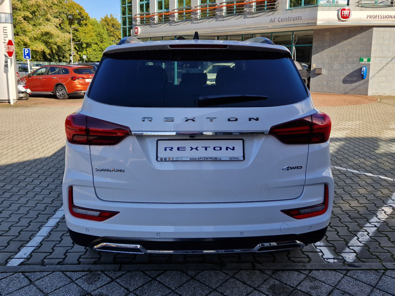 REXTON 2.2 PREMIUM+ (WAK)