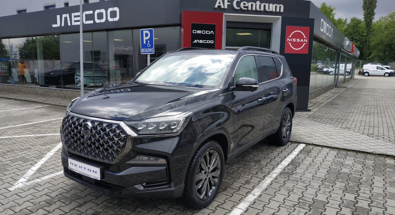 REXTON 2.2 PREMIUM+ Black Edition (LAK) 2