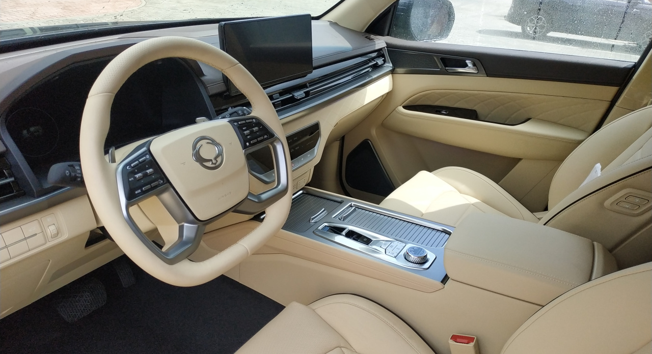 REXTON 2.2 PREMIUM+ Black Edition (LAK) 2