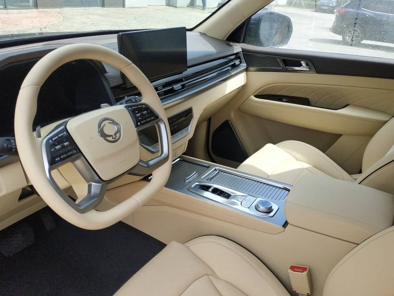 REXTON 2.2 PREMIUM+ Black Edition (LAK) 2