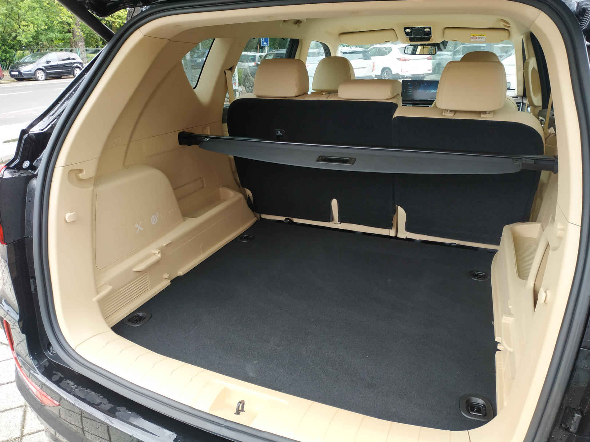 REXTON 2.2 PREMIUM+ Black Edition (LAK) 2