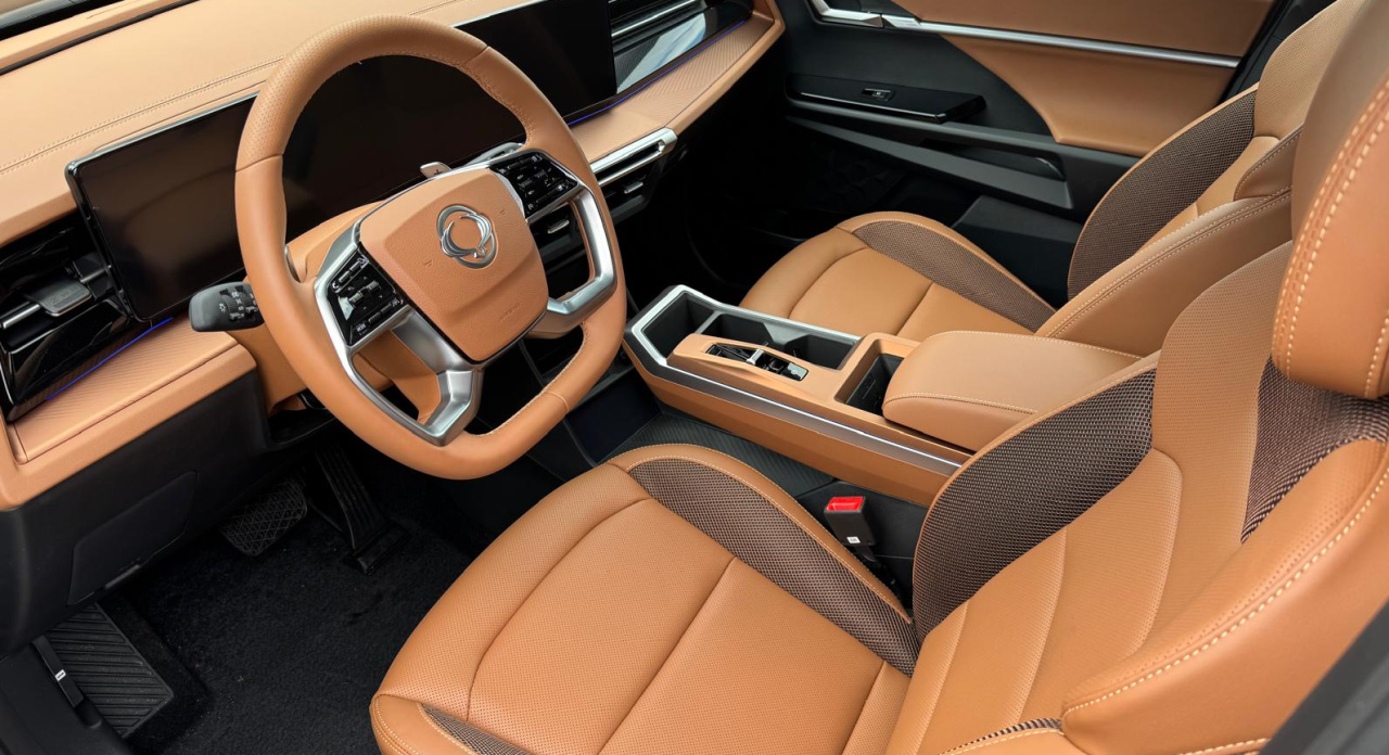 Torres CLEVER 4WD AT (ADE)