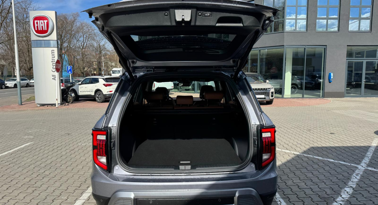 Torres CLEVER 4WD AT (ADE)