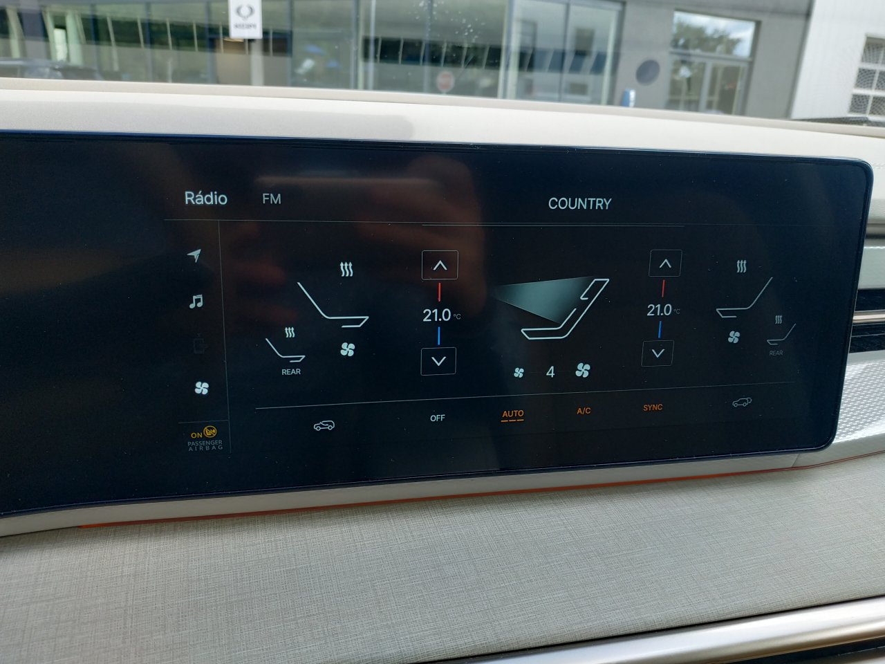 KGM Actyon PREMIUM 2WD AT EBL