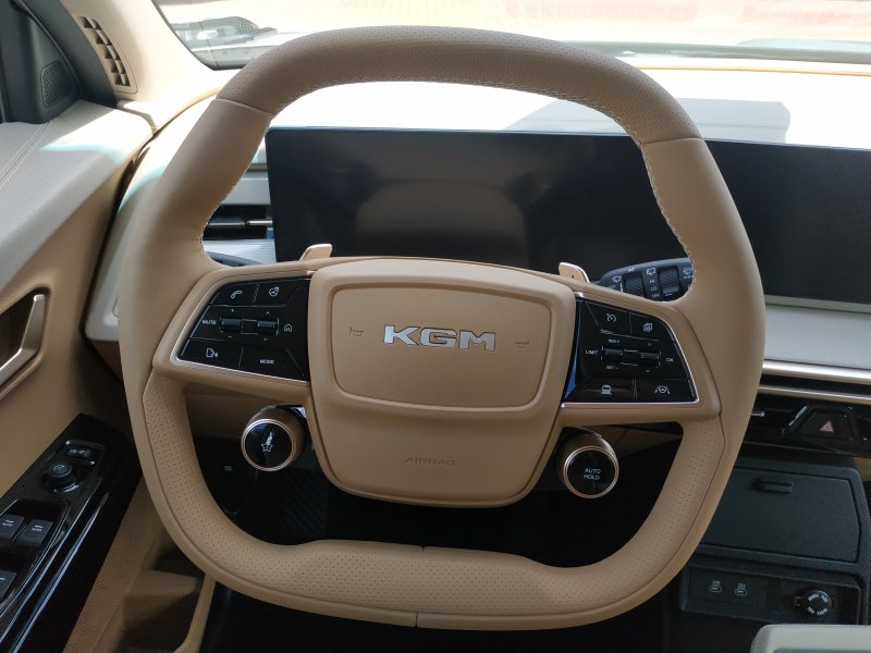 KGM Actyon PREMIUM 2WD AT EBL