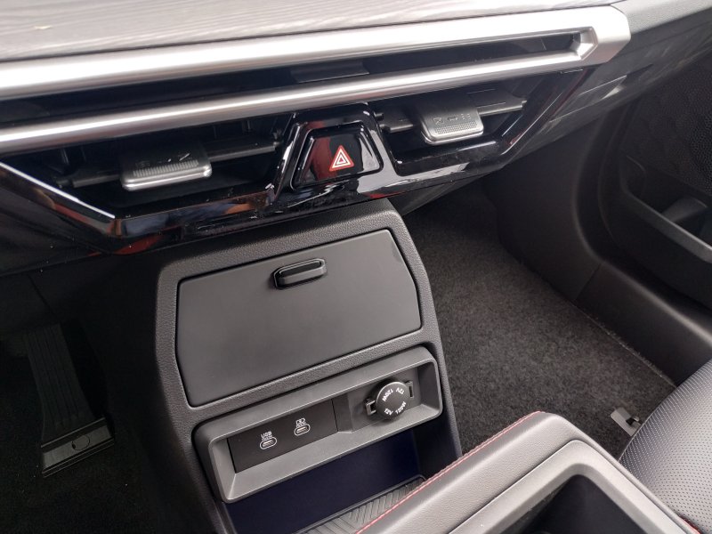 KGM Actyon PREMIUM 2WD AT LAK