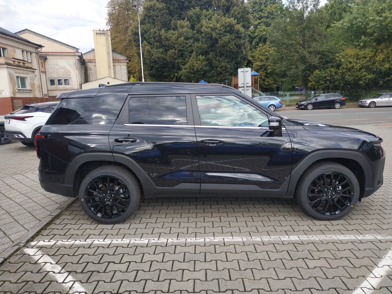 Torres STYLE Black Edition 2WD AT