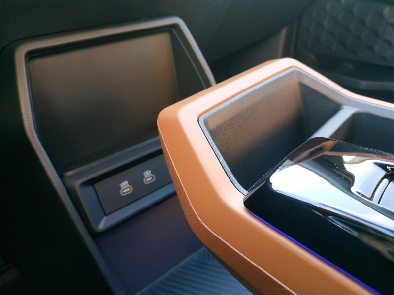 Torres HEV CLEVER 2WD AT (GAO)