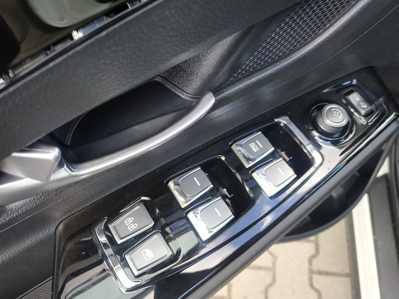 Korando STYLE+ 2WD MT (WAA)