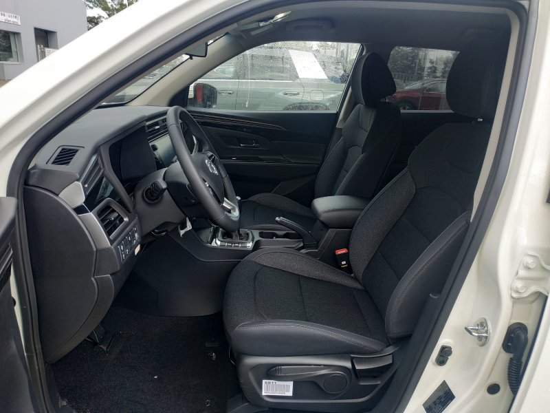 Korando STYLE+ 2WD MT (WAA)