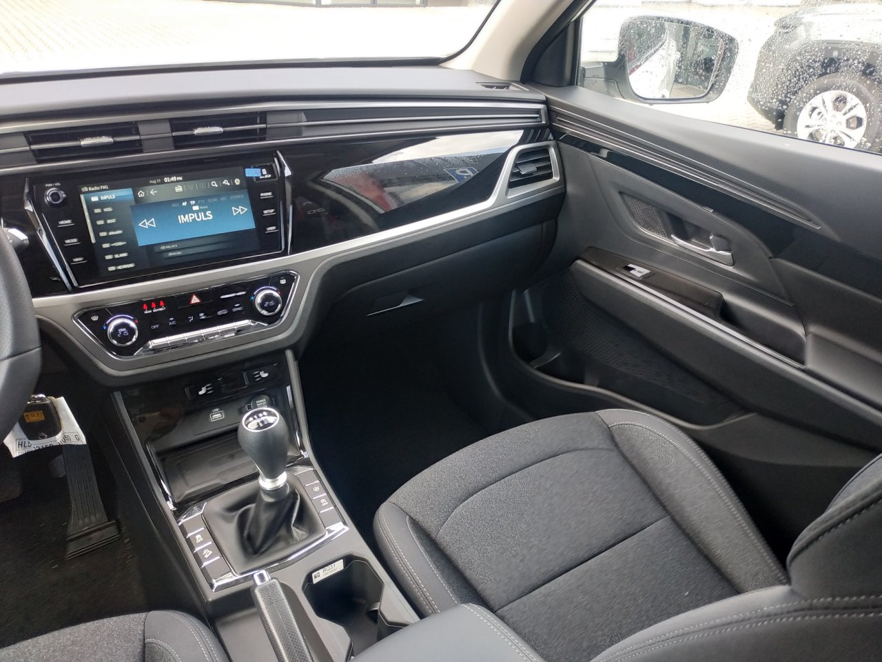 Korando STYLE+ 2WD MT (WAA)