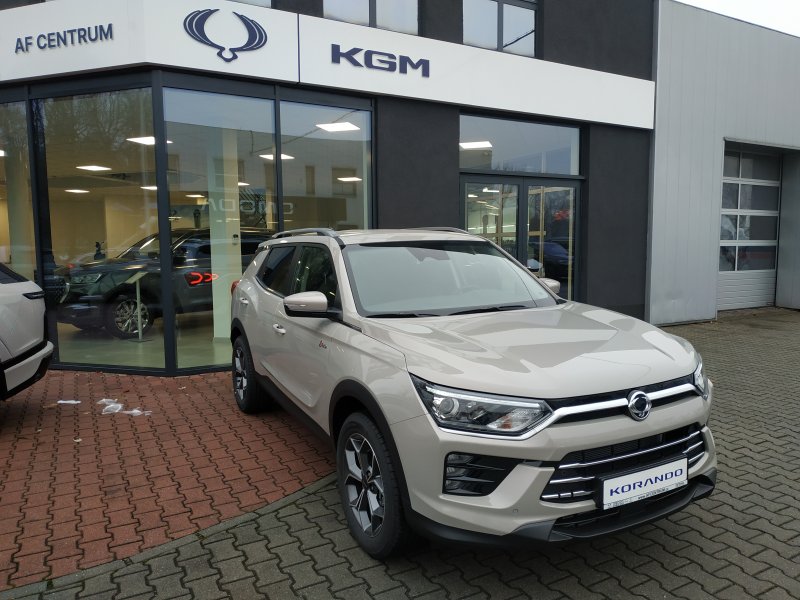 Korando STYLE+ 2WD MT (EBL) (4663)