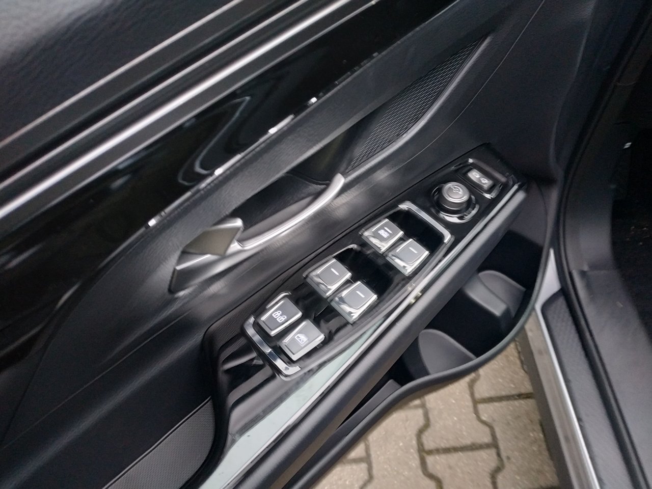 Korando STYLE+ 4WD MT MY25 (ADE) (1559)