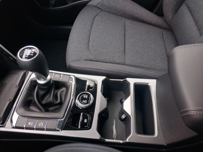 Korando STYLE+ 4WD MT MY25 (ADE) (1559)