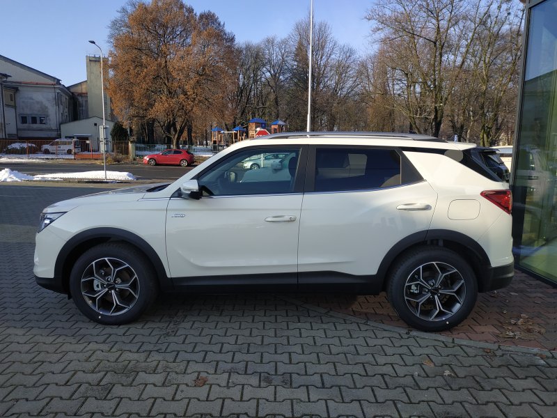 Korando STYLE+ 4WD MT MY25 (WAA) (1571)