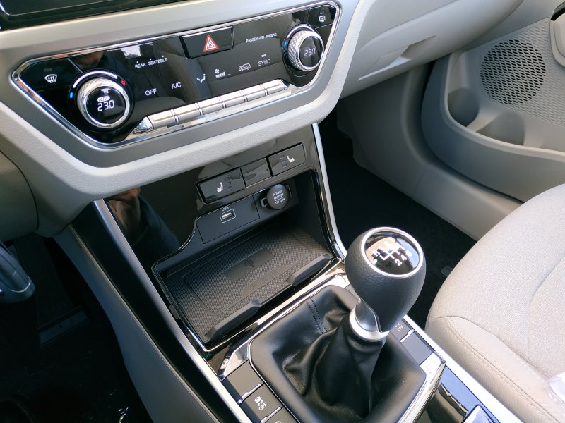 Korando STYLE+ 4WD MT (WAA) (5034)