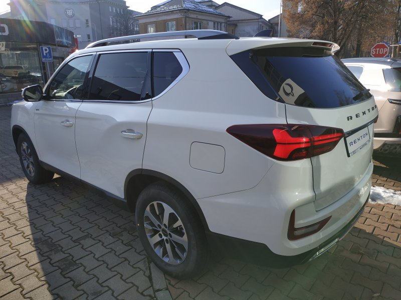 REXTON 2.2 CLUB+ (WAA) 7 (9438)