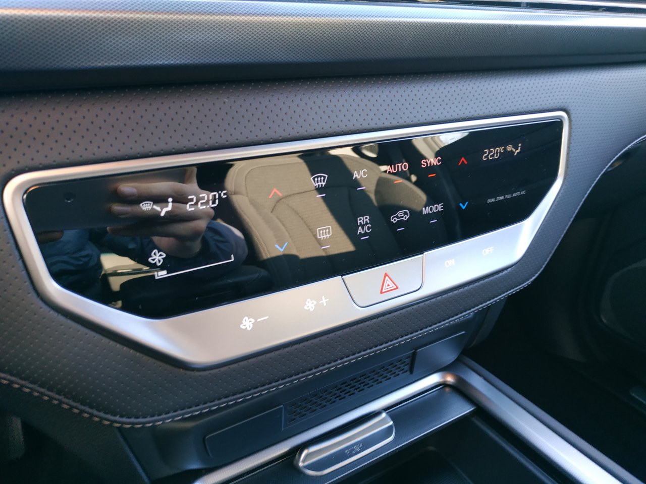 REXTON 2.2 CLUB+ (WAA) 7 (9438)