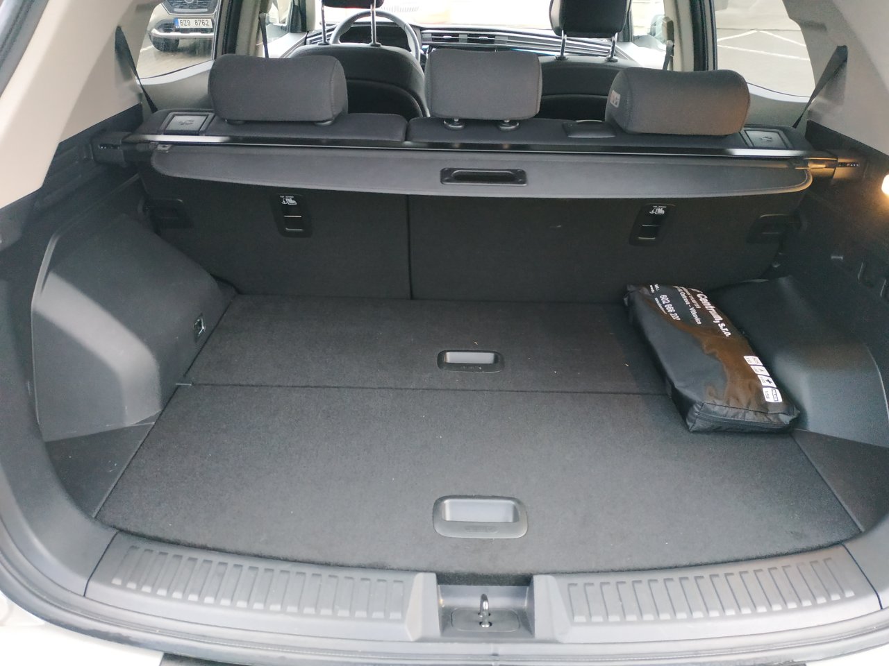 Korando STYLE+ 2WD AT (EBL) court.