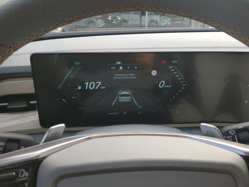 Torres HEV STYLE B.E. 2WD AT (LAK)