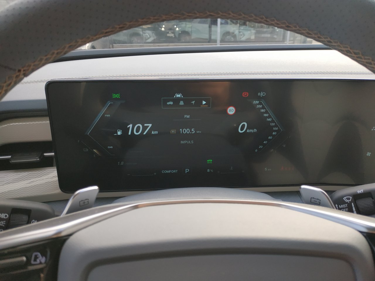 Torres HEV STYLE B.E. 2WD AT (LAK)