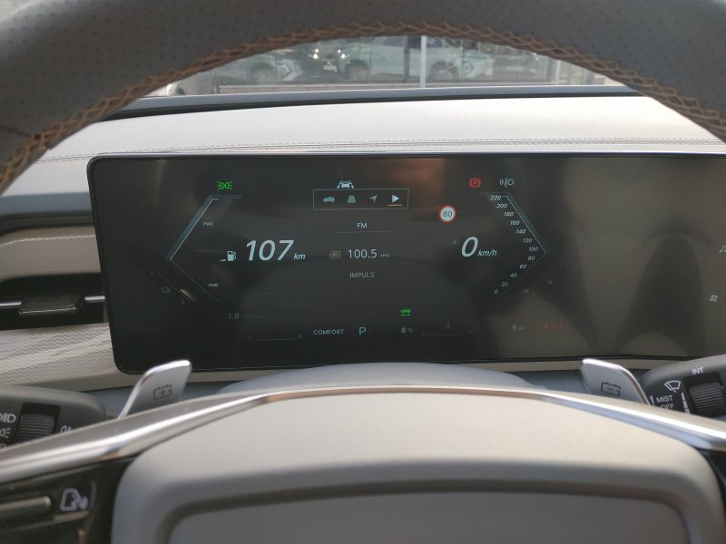 Torres HEV STYLE B.E. 2WD AT (LAK)