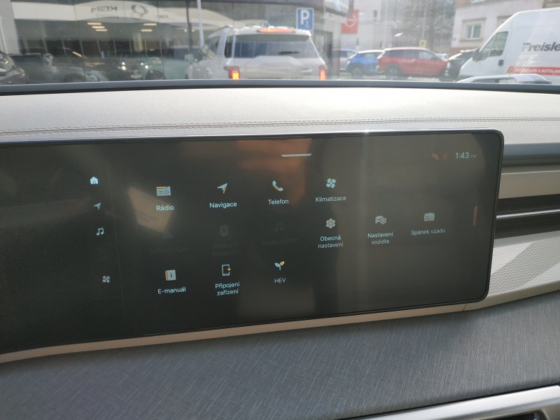 Torres HEV STYLE B.E. 2WD AT (LAK)