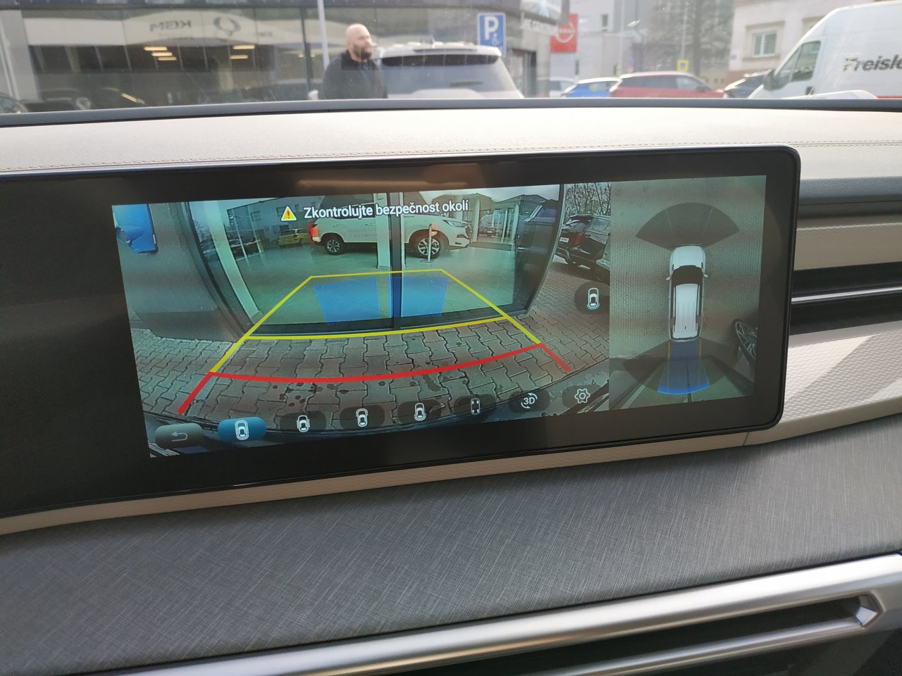 Torres HEV STYLE B.E. 2WD AT (LAK)