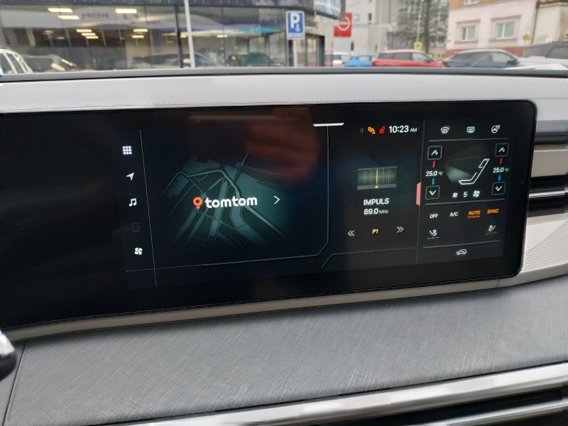 Torres STYLE Black Edition 4WD AT (LAK)