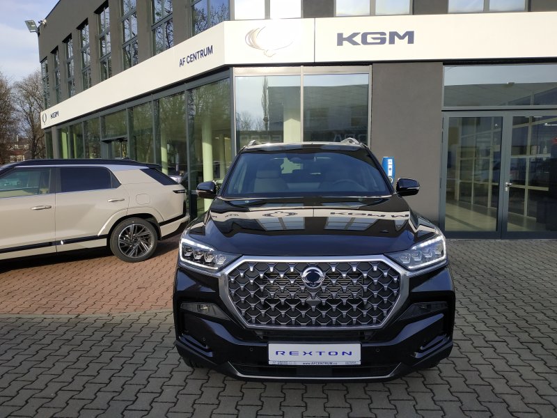 REXTON 2.2 CLUB+ (LAK) 7 (8952)