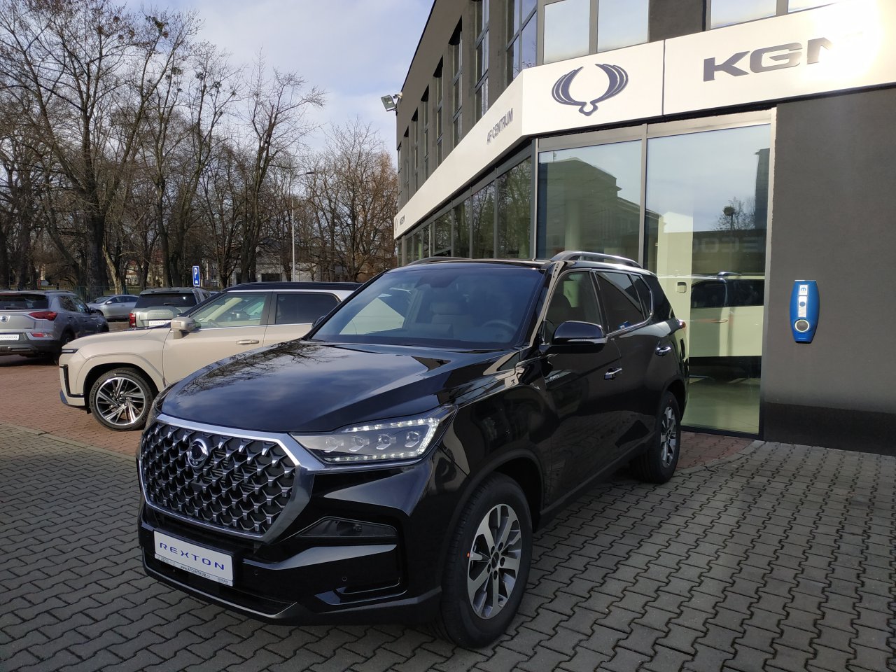 REXTON 2.2 CLUB+ (LAK) (9025)