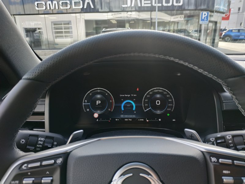 REXTON 2.2 CLUB+ (LAK) (9025)