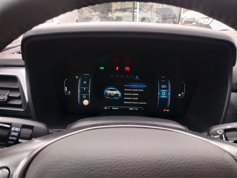 SsangYong Tivoli 2WD AT EBL