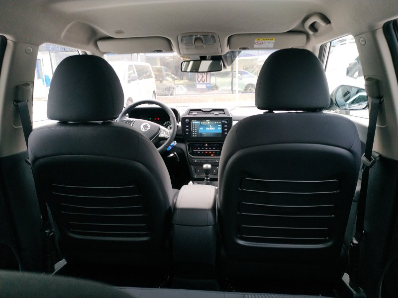 SsangYong Tivoli 2WD MT EBL