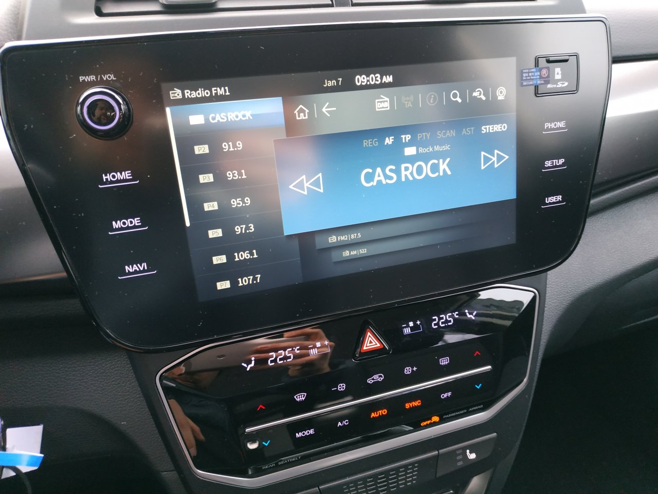 SsangYong Tivoli 2WD MT EBL