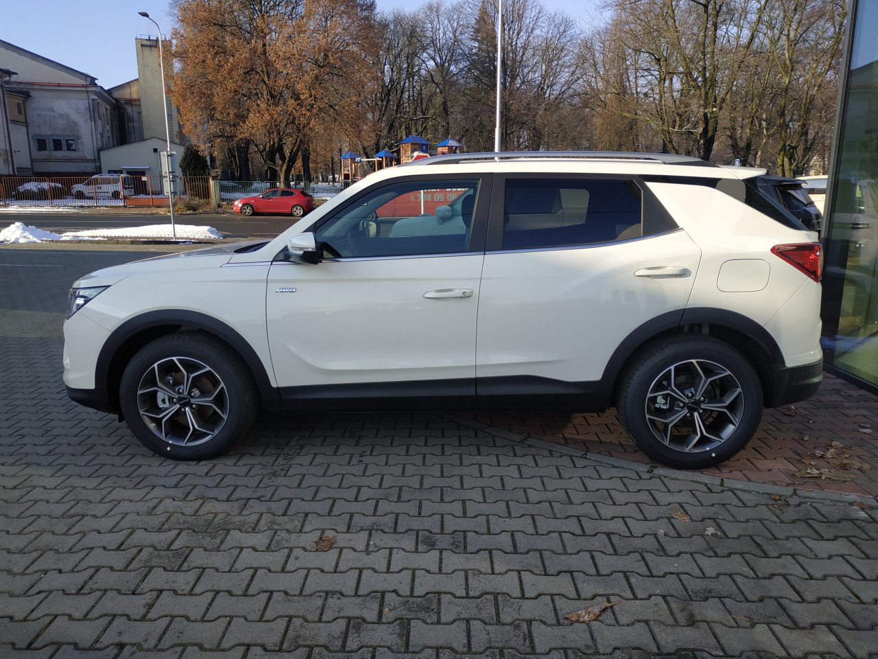 Korando STYLE+ 2WD AT (WAA) (2621)