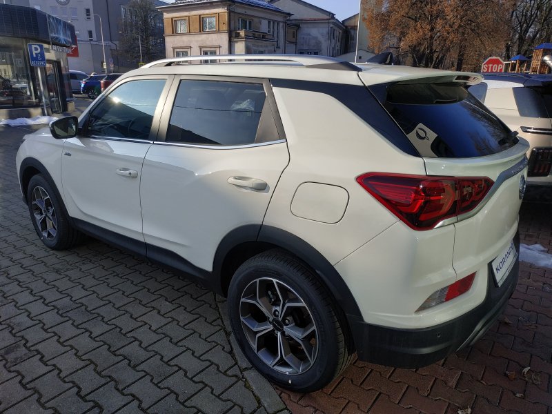 Korando STYLE+ 2WD AT (WAA) (6186)