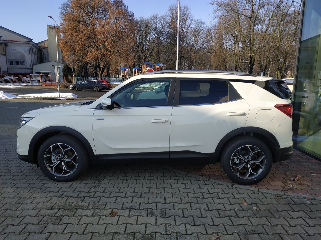 Korando STYLE+ 2WD AT (WAA) (6186)