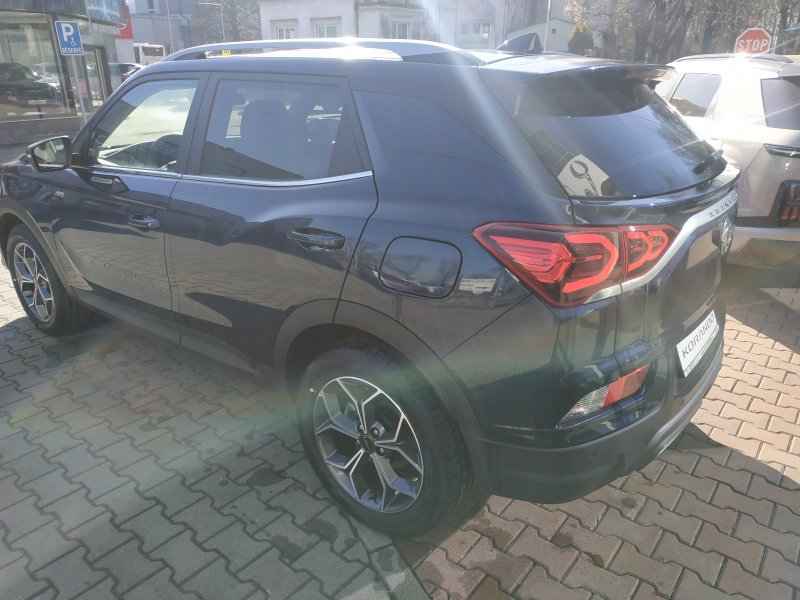 Korando STYLE+ 2WD AT (BAS) (4421)