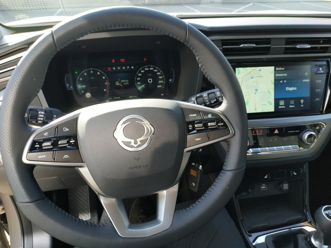 Korando STYLE+ 2WD MT (EBL) (6897)