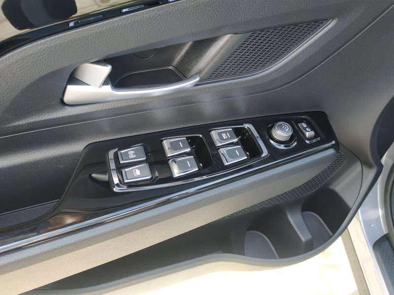 Korando STYLE+ 4WD MT (ADE) (116727)